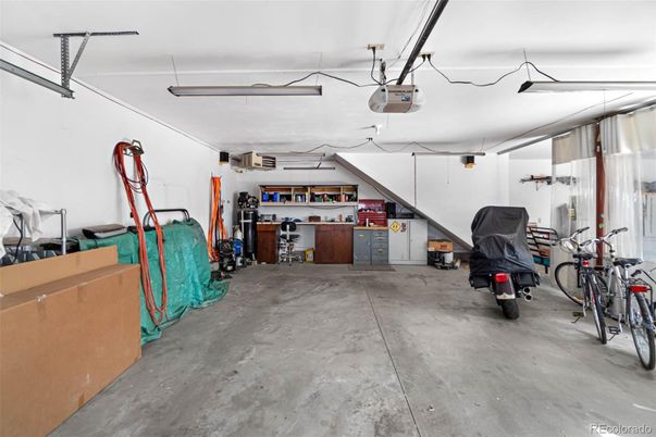 Garage, Interior