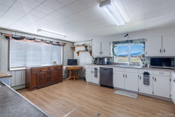 Interior, Kitchen, Wood Texture Flooring