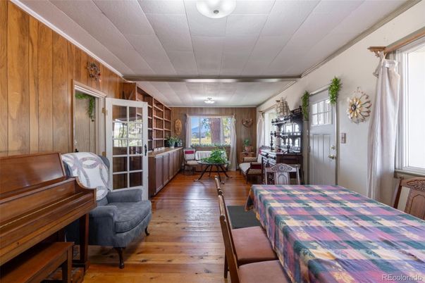 Dining room, Interior, Piano, Wood Texture Flooring, Wooden Walls