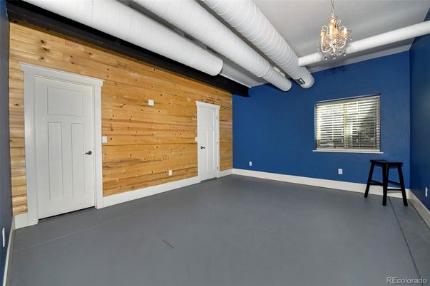 Chandelier, Empty room, Interior, Wooden Walls