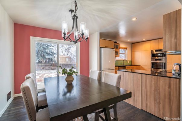 Chandelier, Dining room, Interior, Kitchen, Recessed Lighting, Wood Texture Flooring