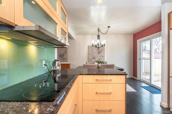 Chandelier, Dining room, Interior, Kitchen, Wood Texture Flooring