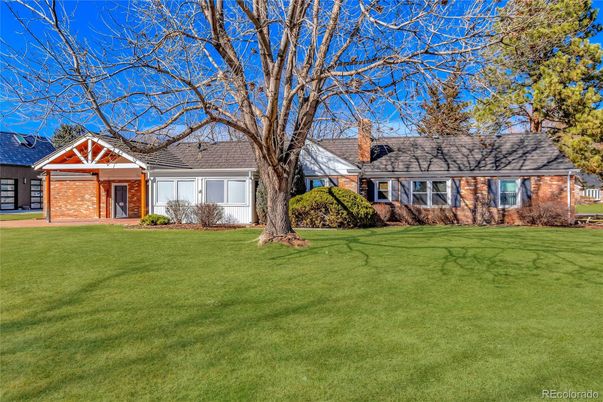 Backyard, Exterior, Facade, Brick Facade, Ranch