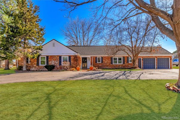 Attached, Exterior, Facade, Brick Facade, Cape Cod