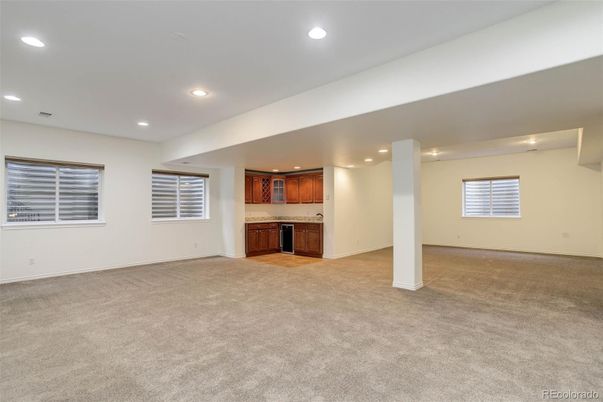 Empty room, Interior, Kitchen, Recessed Lighting
