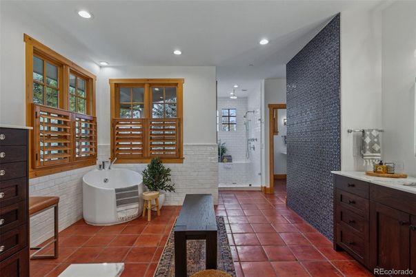 Bathroom, Free Standing Baths, Glass Shower, Interior, Recessed Lighting