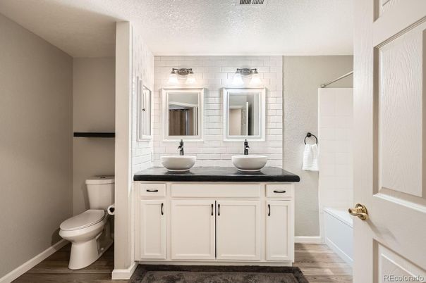 Bathroom, Dual Sink Vanities, Interior, Wood Texture Flooring