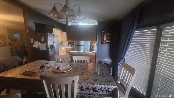 Chandelier, Dining room, Interior, Kitchen