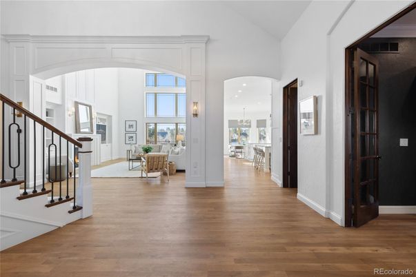 Interior, Living room, Pendant Lights, Recessed Lighting, Wood Texture Flooring