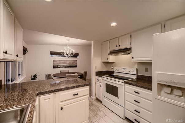 Chandelier, Dining room, Interior, Kitchen, Recessed Lighting, Wood Texture Flooring