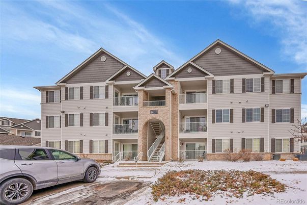 Exterior, Facade, Condo Building