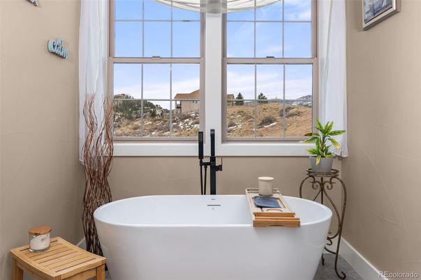 Bathroom, Free Standing Baths, Interior