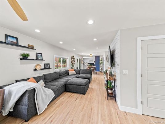Interior, Living room, Recessed Lighting, Wood Texture Flooring