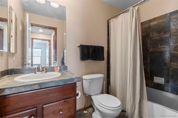 Bathroom, Interior, Tile Countertops