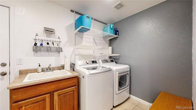 Interior, Washer