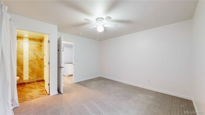 Bathroom, Empty room, Interior, Recessed Lighting