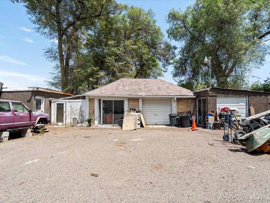 Backyard, Detached Garage, Exterior