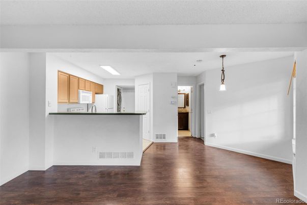 Interior, Kitchen, Pendant Lights, Wood Texture Flooring