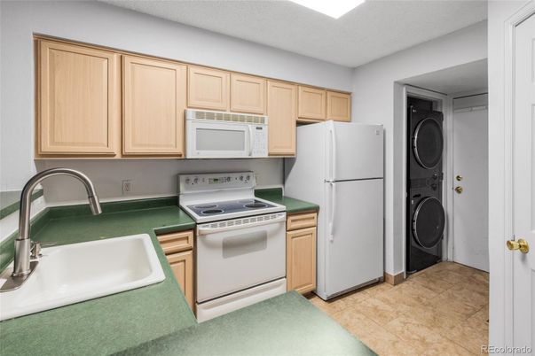 Interior, Kitchen, Washer