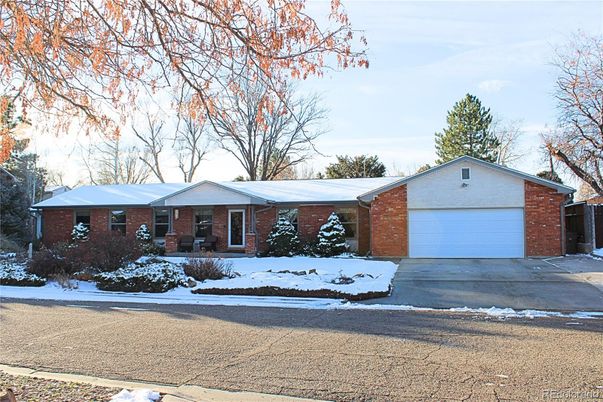 Attached, Exterior, Facade, Brick Facade, Ranch
