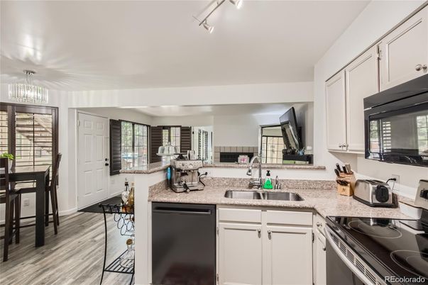 Dining room, Interior, Kitchen, Pendant Lights, Wood Texture Flooring