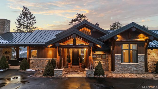 Exterior, Facade, American Craftsman