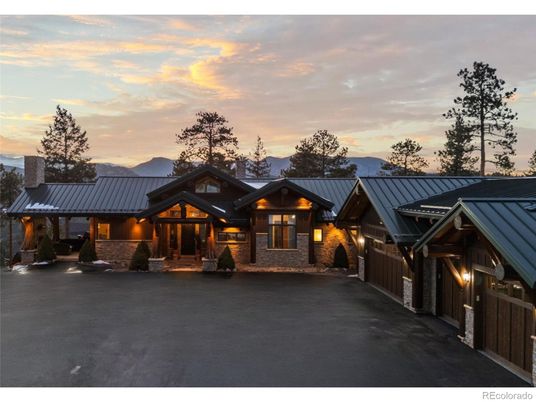 Exterior, Facade, Brick Facade, Log Home