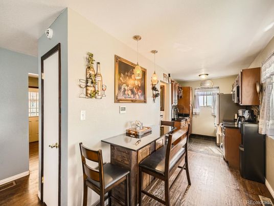 Dining room, Interior, Kitchen, Pendant Lights, Wood Texture Flooring