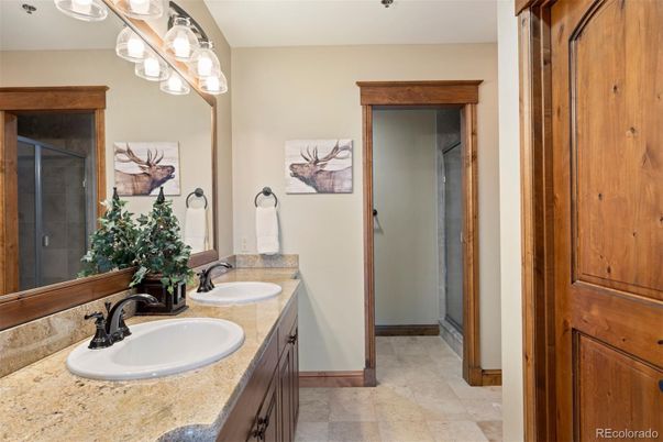 Bathroom, Dual Sink Vanities, Interior