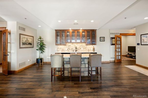 Interior, Recessed Lighting, Wood Texture Flooring