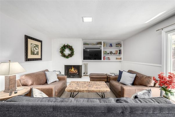 Fireplace, Interior, Living room