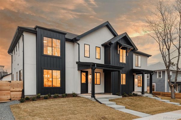 Exterior, Facade, Farmhouse