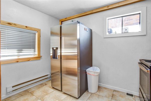 Elevator, Interior, Stainless Steel Appliances