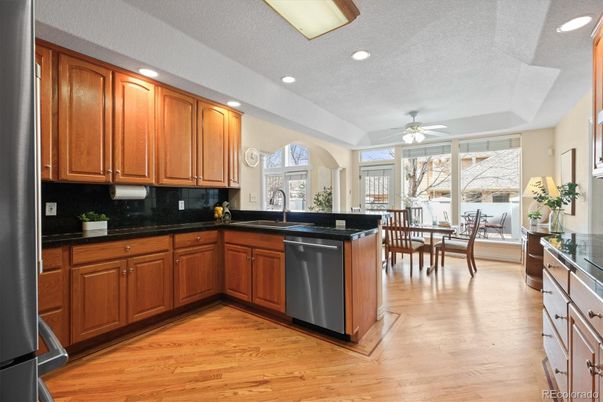 Dining room, Interior, Kitchen, Recessed Lighting, Wood Texture Flooring