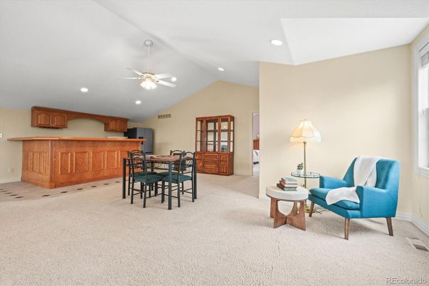 Dining room, Interior, Recessed Lighting