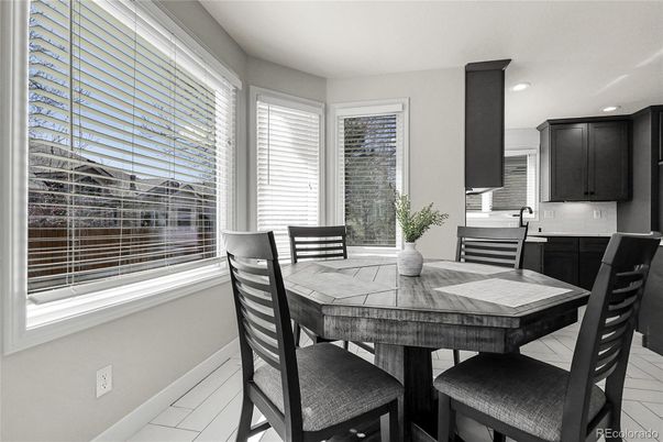 Dining room, Interior, Recessed Lighting