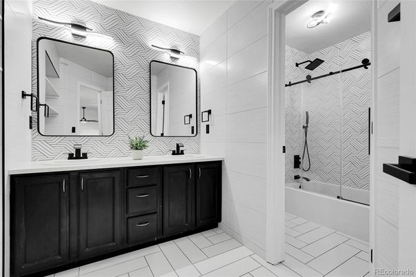 Bathroom, Dual Sink Vanities, Glass Shower, Interior