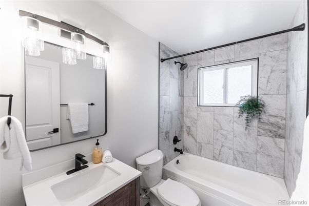 Bathroom, Interior, Marble Walls