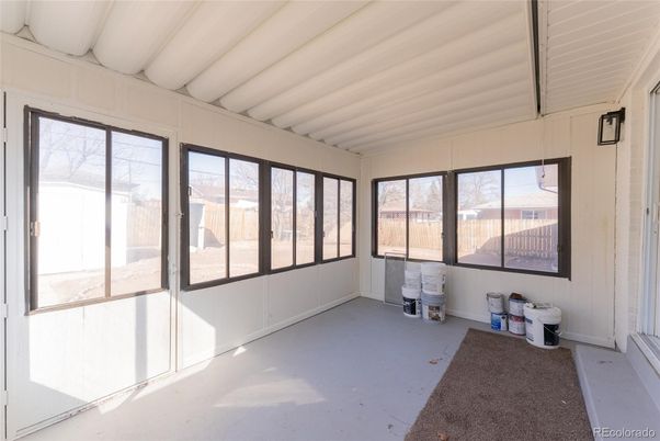 Empty room, Interior, Sun Room