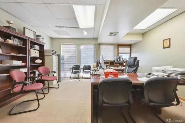 Home Office, Interior