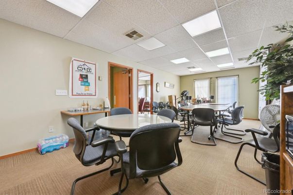 Dining room, Interior, Recessed Lighting