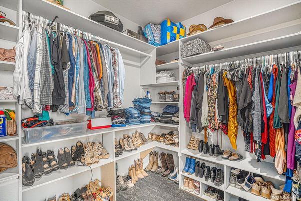 Interior, Walk-in Closets