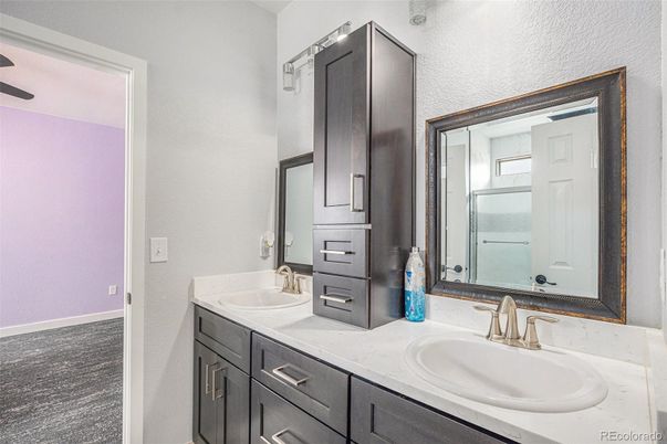 Bathroom, Dual Sink Vanities, Interior