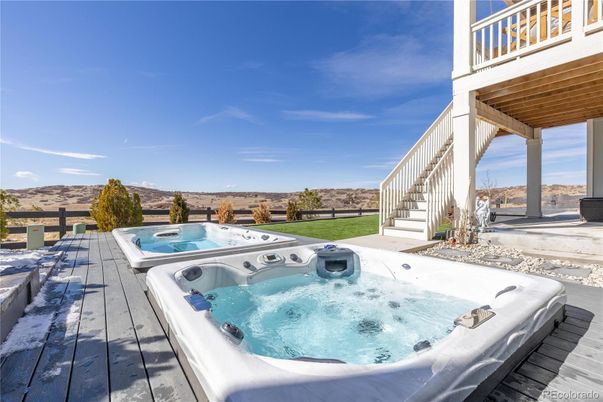 Exterior, Hot Tub
