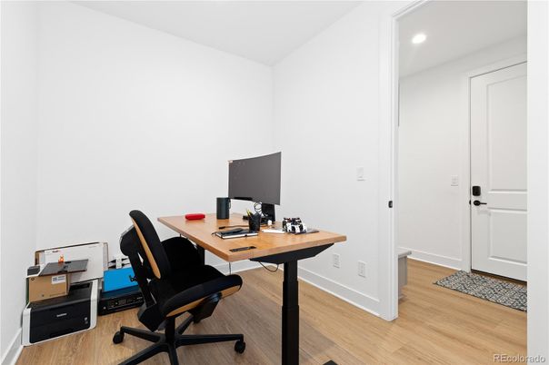 Home Office, Interior, Recessed Lighting, Wood Texture Flooring