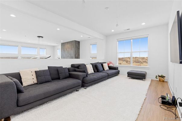 Interior, Living room, Pendant Lights, Recessed Lighting, Wood Texture Flooring