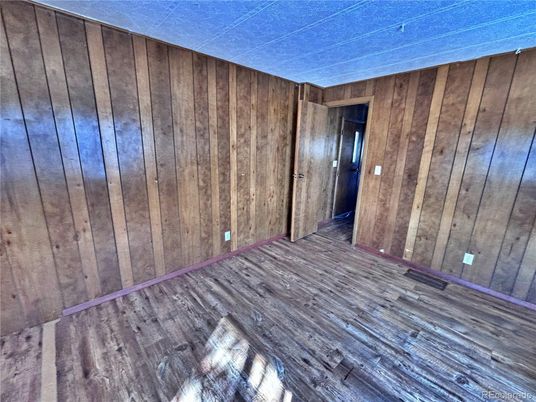Empty room, Interior, Wood Texture Flooring, Wooden Walls