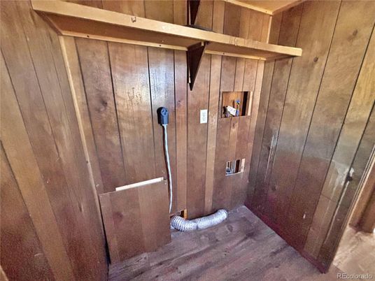 Interior, Wooden Walls