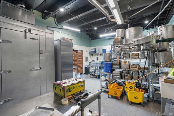 Fitness Equipment, Interior, Recessed Lighting