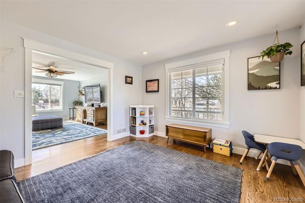 Interior, Recessed Lighting, Wood Texture Flooring